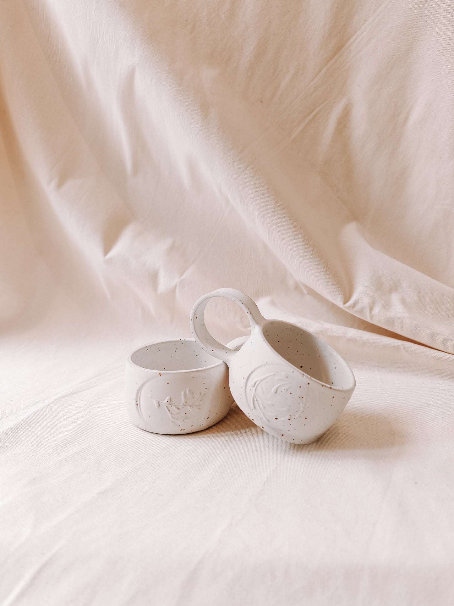 Keramik Tasse - Xilogravura - Blumen weiß